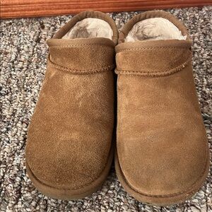 UGG Kids Chestnut Suede Slip-On Clog